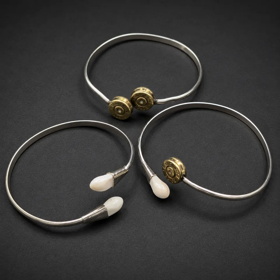 Pulsera de Muela de Ciervo · Artesanal en Alpaca